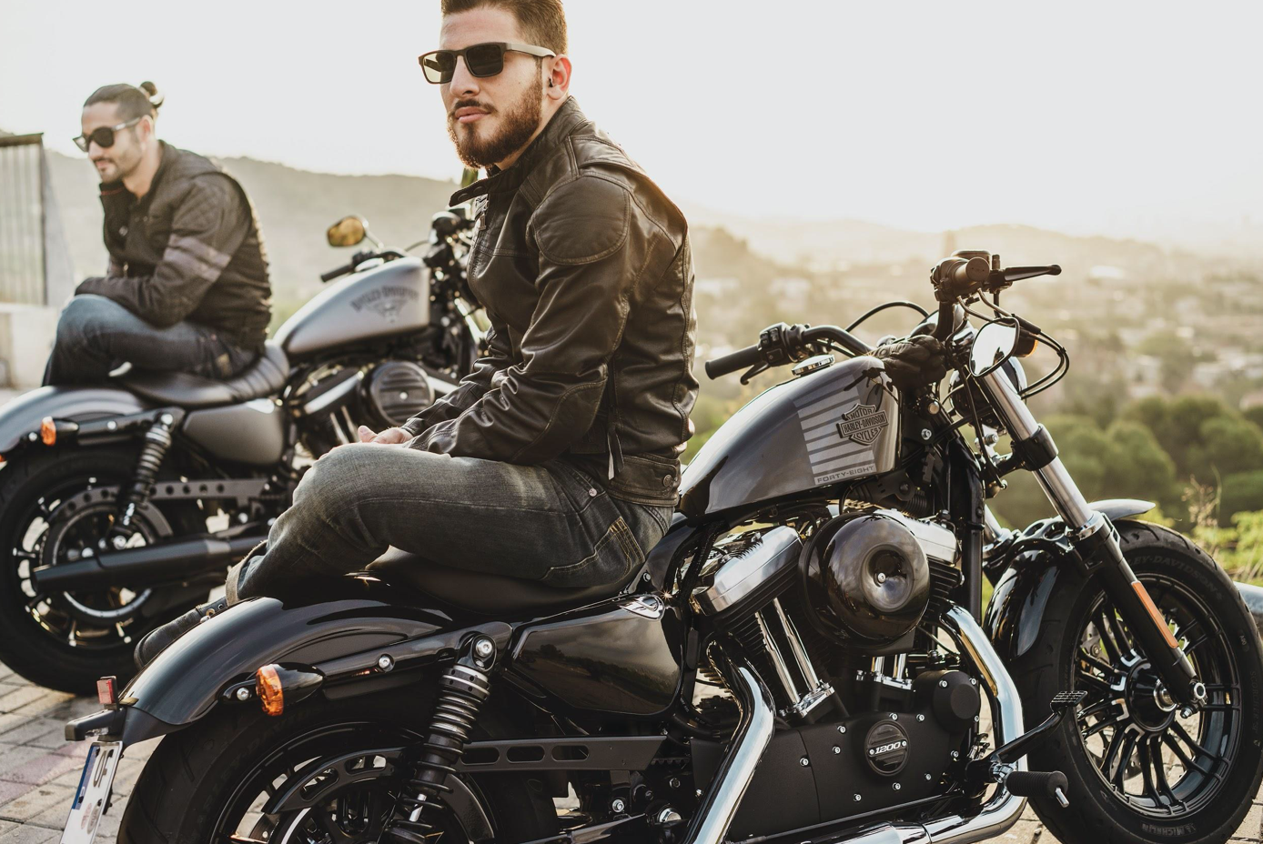 What To Wear To Avoid Fatal Accidents When Riding A Motorcycle Legal 